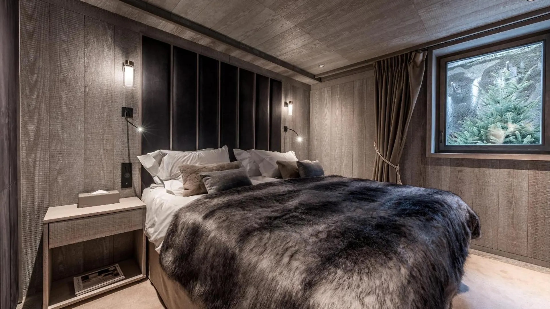 Apartment Appartement De Luxe A Courchevel: 5 Chambres, Terrasse Et Service De Conciergerie - Fr-1-613A-37