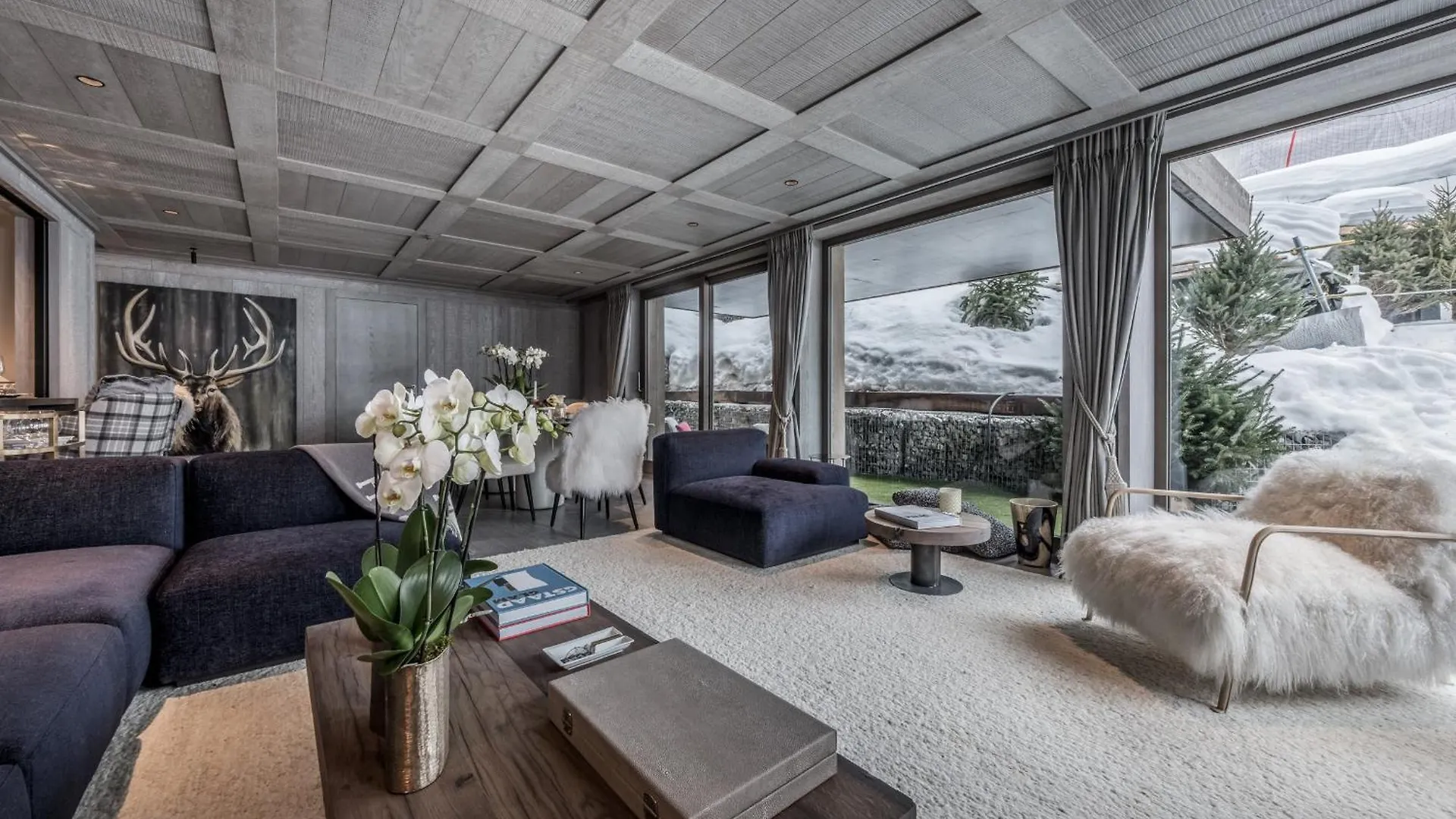 Appartement De Luxe A Courchevel: 5 Chambres, Terrasse Et Service De Conciergerie - Fr-1-613A-37 0*, Courchevel France